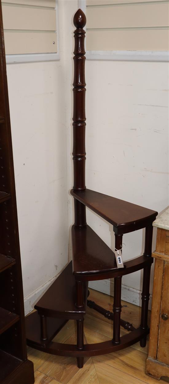 Reproduction mahogany library steps H.152cm